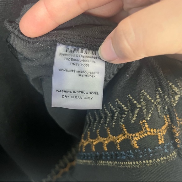 Paparazzi Black Velvet Embroidered Cardigan Kimono size xl - Picture 5 of 7